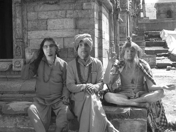 Die gefundenen 3 Fellows nach 5 Tagen Odyssee durch das verwirrende Kathmandu.