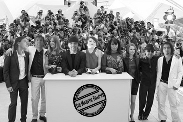 The Majestic Fellows mit ihren persönlichen Hostessen bei der Pressekonferenz in Cannes